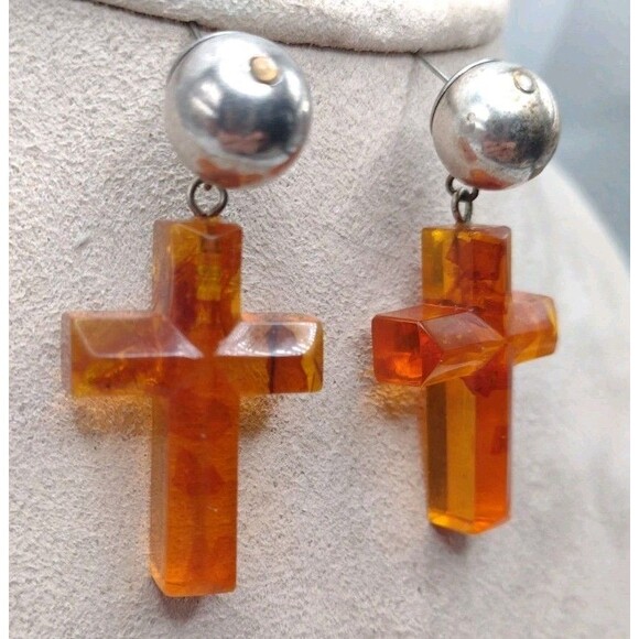 Vintage Amber Lucite Cross Silvertone Pearl Dangle Earrings Large 2" Statement - Picture 3 of 9